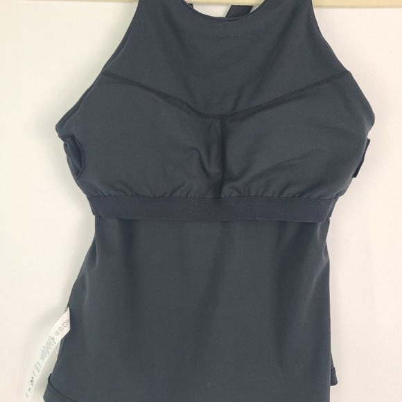 NEW Barry’s Bootcamp Women's V Strap Black Tank Top Built In Bra Sz S NWOT $68 - Picture 11 of 13